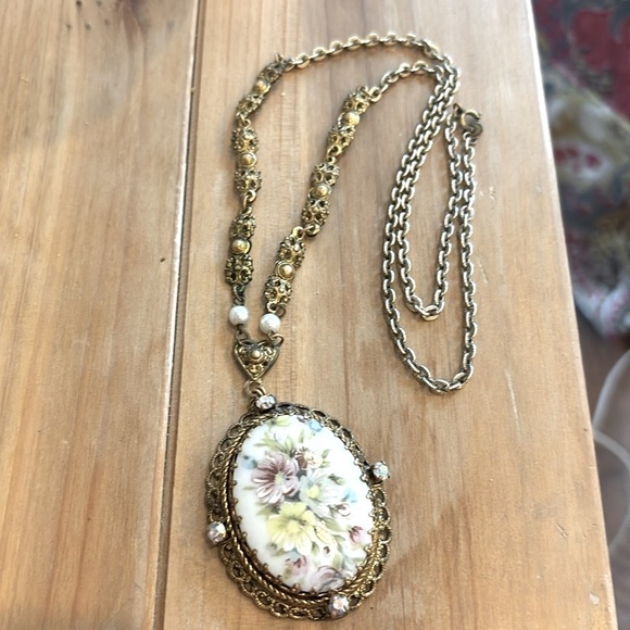 Vintage West Germany Necklace & Earrings Set. Stamped. Porcelain.  Floral Cameo - Picture 3 of 12